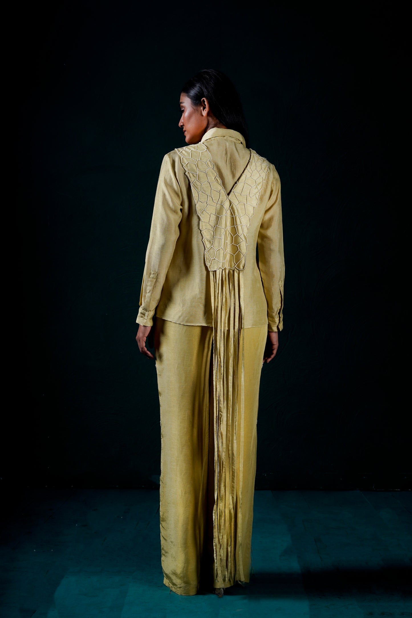 "Echoleaf" fringed Overlay with shirt and pant