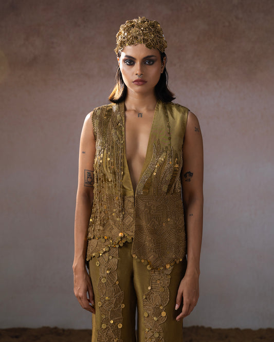 "Mireth" waistcoat with embroidered pants