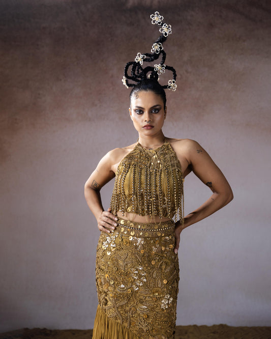 "Olivestring" Blouse With "Windcurl" Skirt