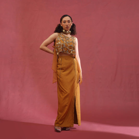 "Voidline" Overlay, bustier & Slit-Skirt.