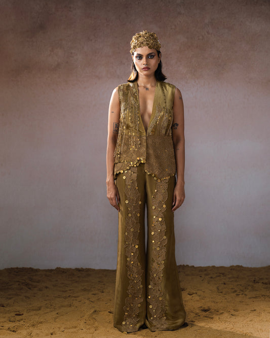 "Mireth" waistcoat with embroidered pants