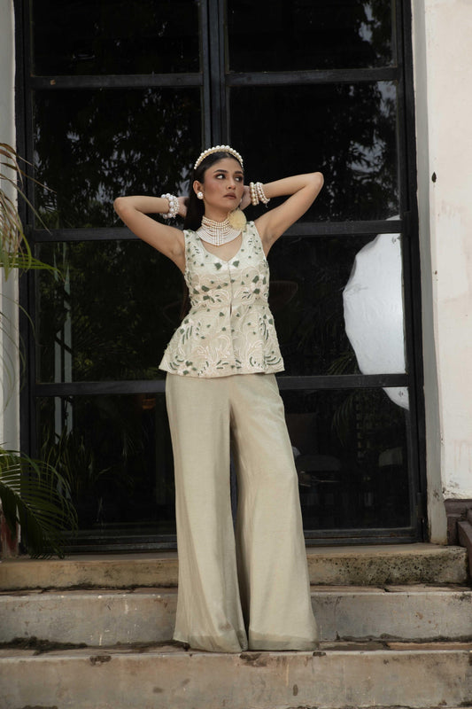 "Pale root" Peplum Top With pants