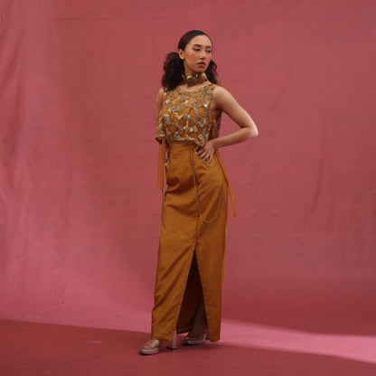 "Voidline" Overlay, bustier & Slit-Skirt.